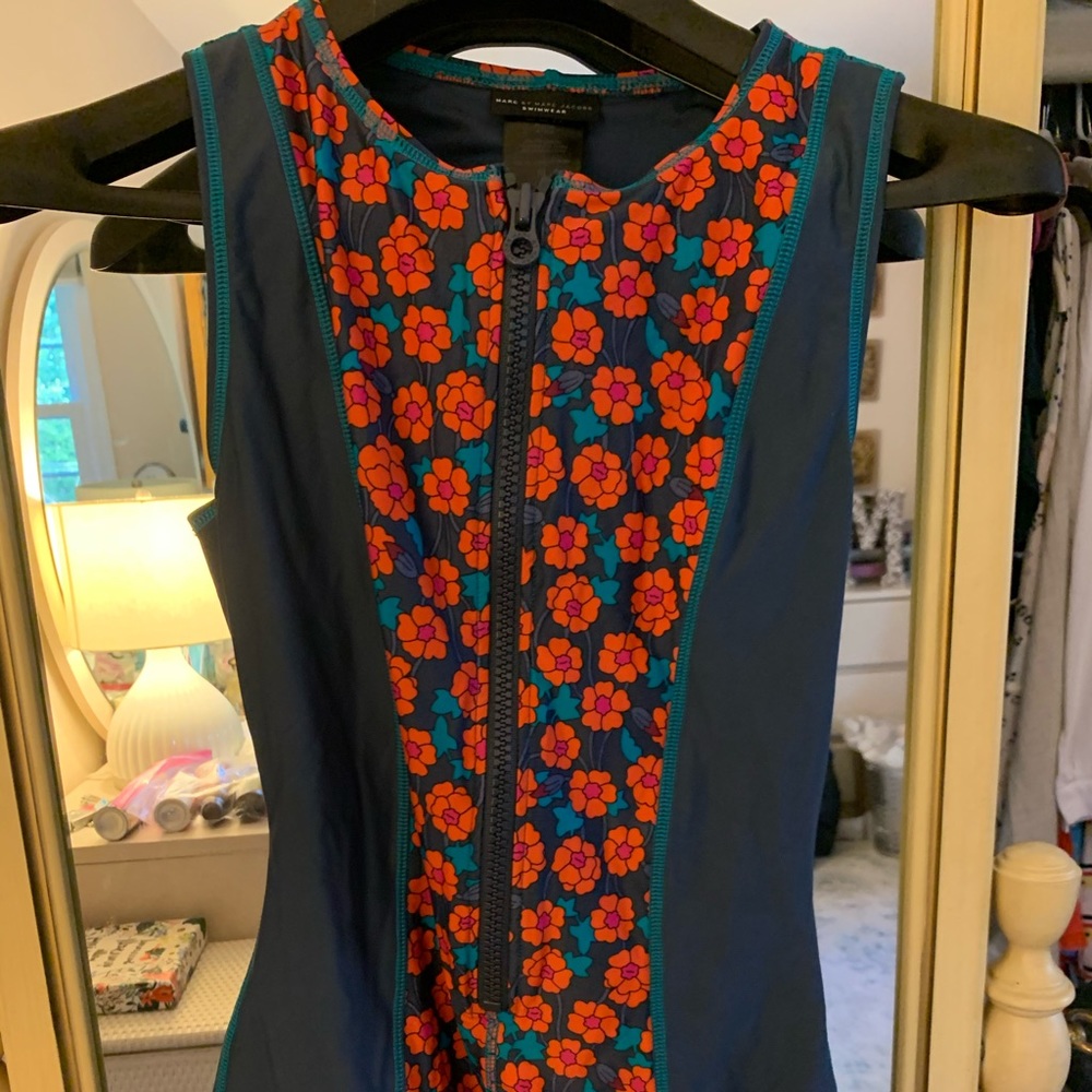 Marc Jacobs Rash Guard suit